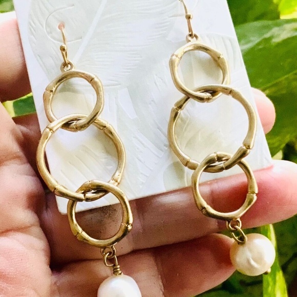 TOMMY BAHAMA EARRINGS NWT Gold BAMBOO LOOP⭐️GENUINE FRESHWATER PEARLS - PIERCED - Picture 4 of 10